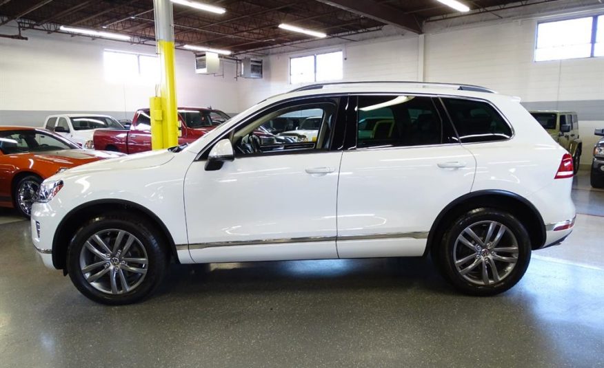 2016 Volkswagen Touareg VR6 Luxury